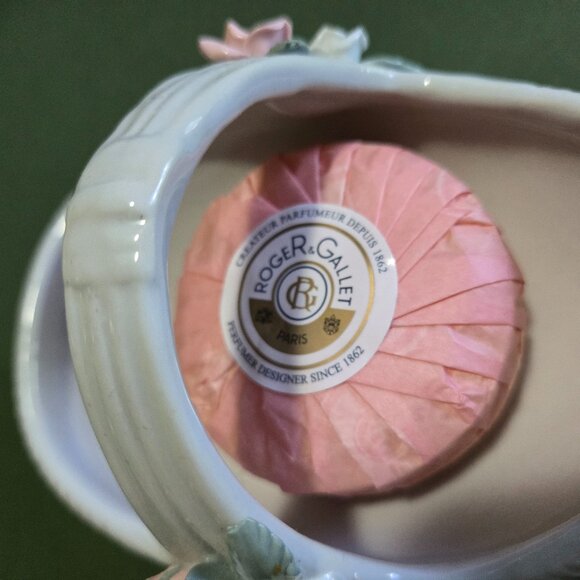 Vintage Ceramic Basket - Picture 6 of 9